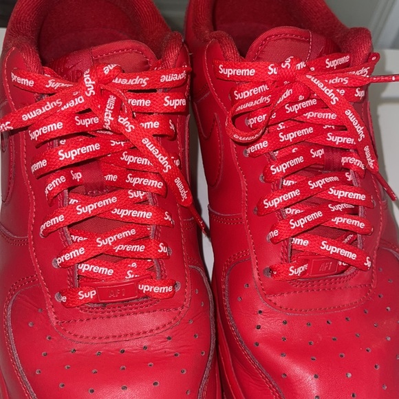 all red Nike air forces with supreme laces and original laces - Picture 7 of 7